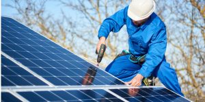 Installation Maintenance Panneaux Solaires Photovoltaïques à Courban